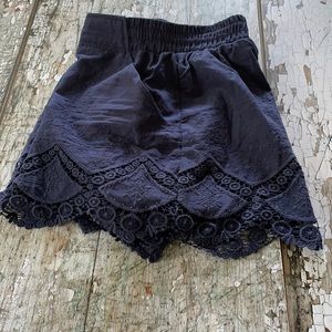 🟢 Xhilaration Embroidered Blue Shorts